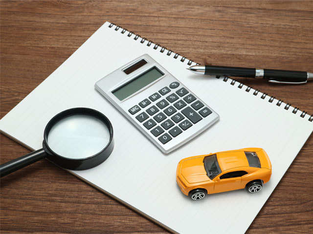 How should one calculate total insurance loss for his car insurance?