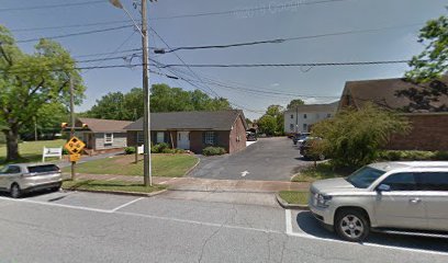 thumbnailpanoidZTGzqkLNMLxAG0i7zm979Acb_clientsearch.gws-prod.gpsw408h240yaw122.91735pitch0thumbfov100.jpeg
